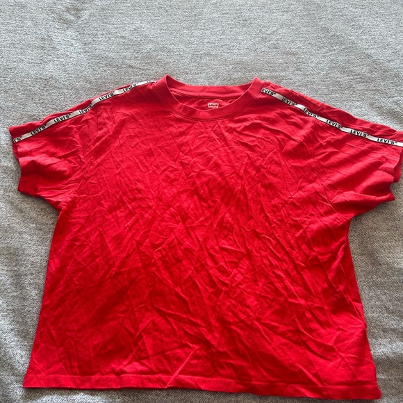 Levi’s top - Picture 2 of 3